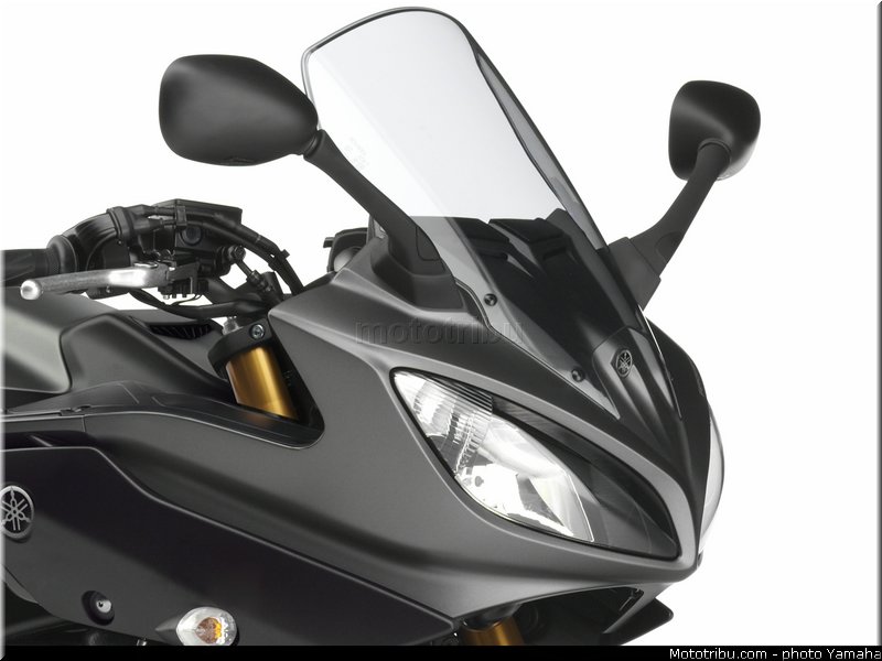 yamaha_2013_fazer_8_041