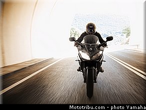 yamaha_2013_fazer_8_001.jpg