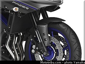 yamaha_2013_fazer_8_044.jpg