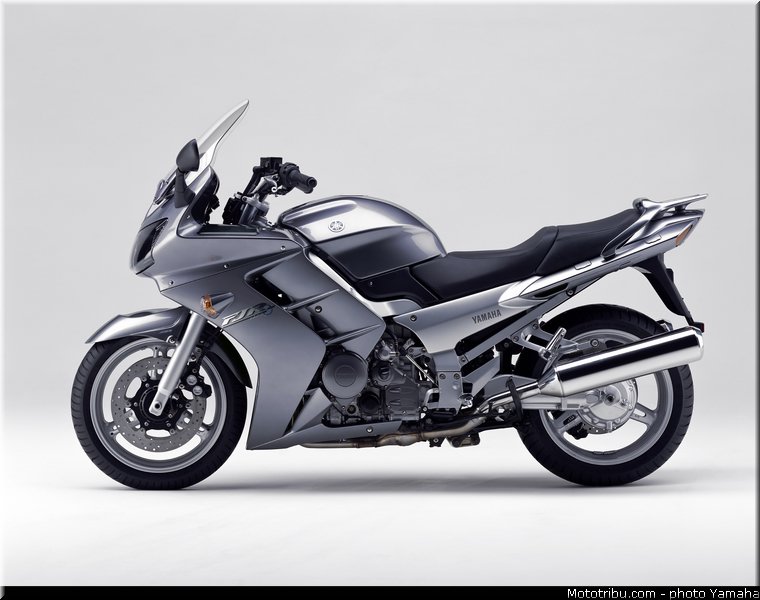 yamaha_2003_fjr_1300_004