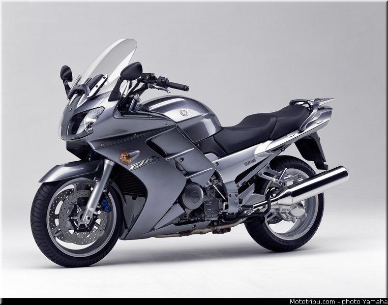 yamaha_2003_fjr_1300_014