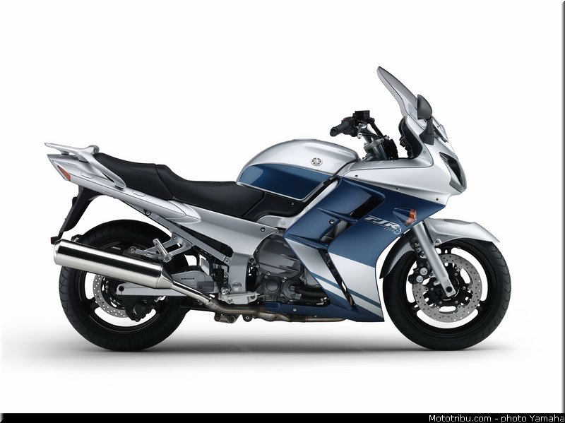yamaha_2005_fjr_1300_001