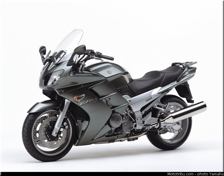 yamaha_2005_fjr_1300_012