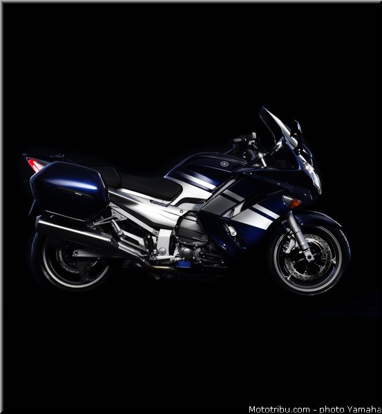 yamaha_2006_fjr_1300_a_003