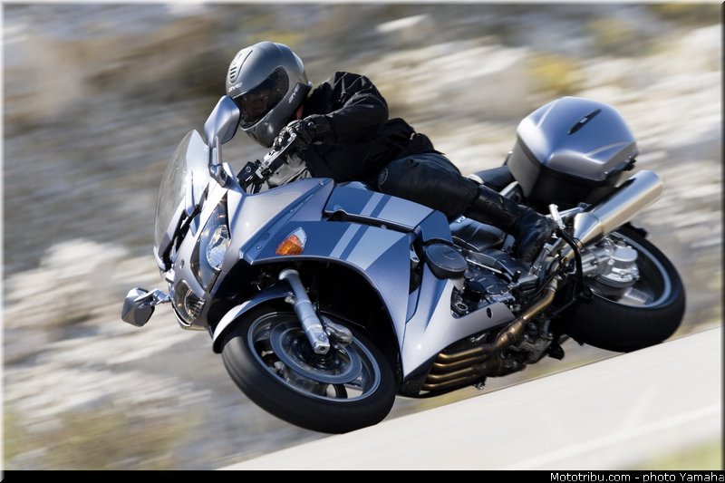 yamaha_2007_fjr_1300_a_002