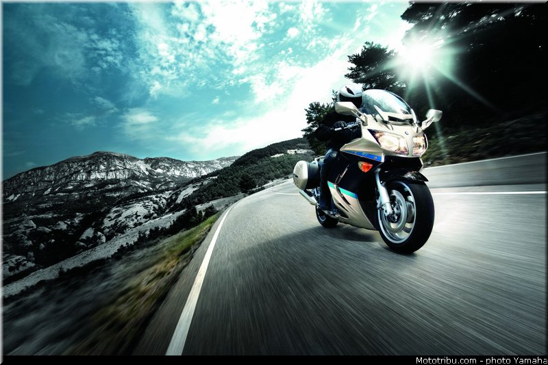 yamaha_2009_fjr_0001_a_001