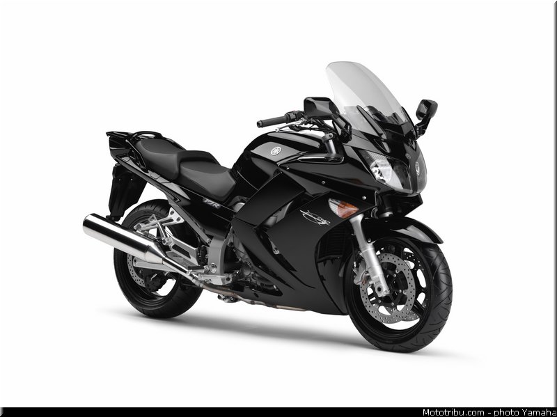 yamaha_2011_fjr_1300_a_002