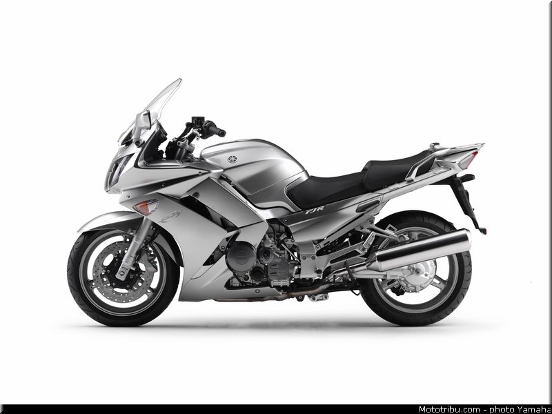 yamaha_2011_fjr_1300_a_004