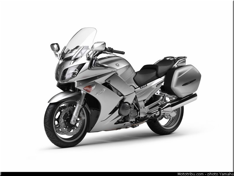 yamaha_2011_fjr_1300_a_007