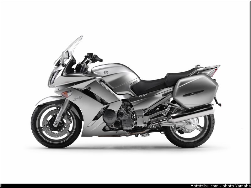 yamaha_2012_fjr_1300_a_008
