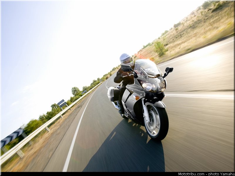 yamaha_2012_fjr_1300_as_001