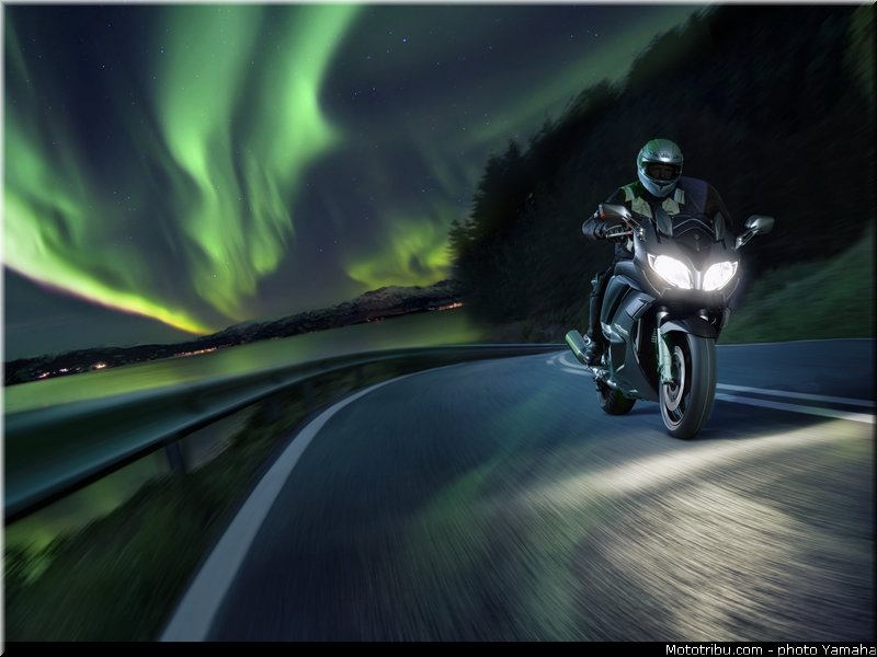 yamaha_2013_fjr_1300_a_001