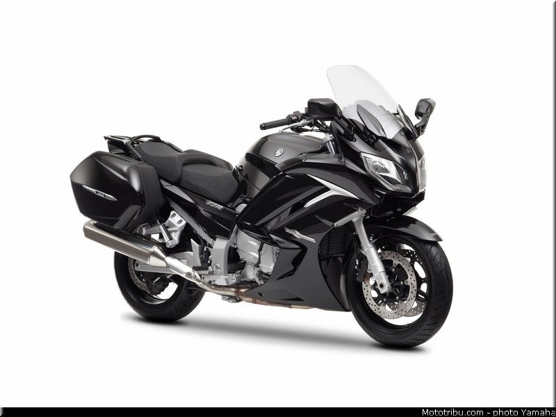 yamaha_2013_fjr_1300_a_009
