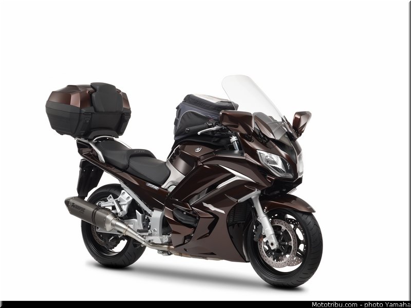 yamaha_2013_fjr_1300_a_019