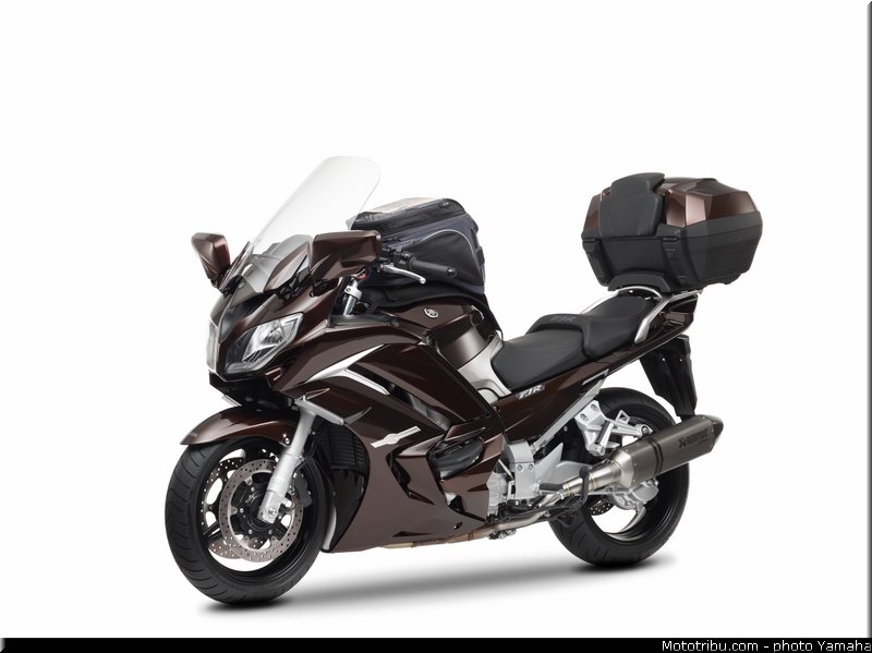 yamaha_2013_fjr_1300_a_020