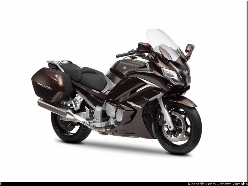yamaha_2013_fjr_1300_a_021