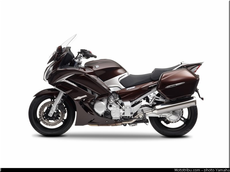 yamaha_2013_fjr_1300_a_023