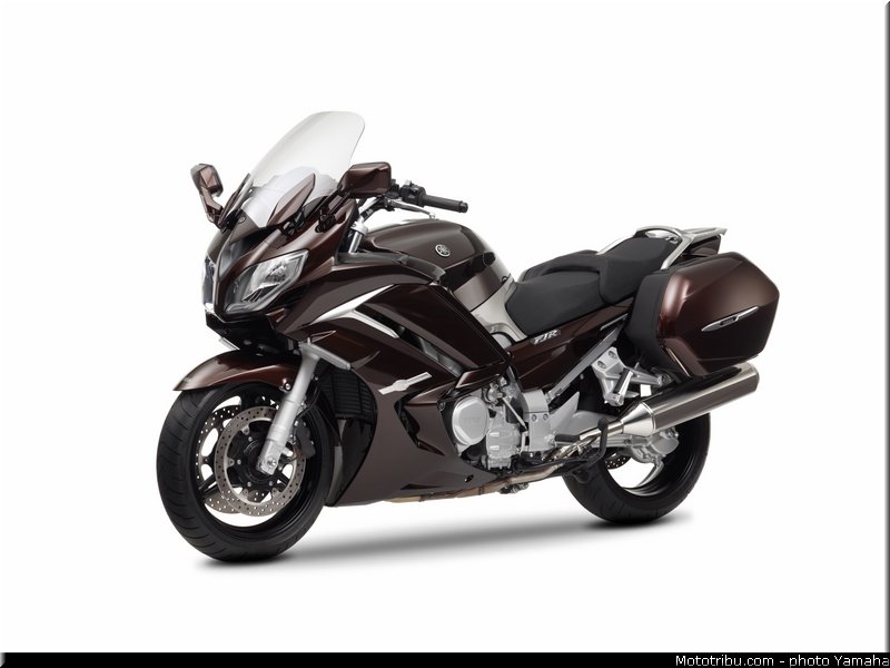 yamaha_2013_fjr_1300_a_024