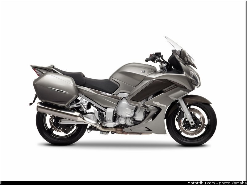 yamaha_2013_fjr_1300_a_026