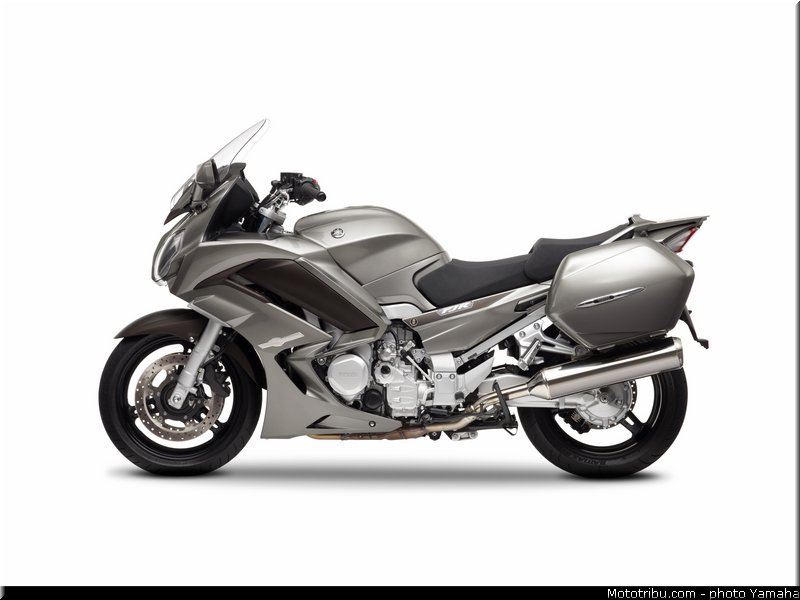 yamaha_2013_fjr_1300_a_027