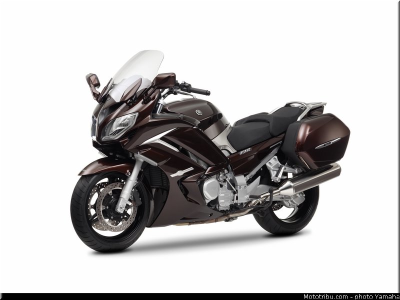 yamaha_2013_fjr_1300_a_032
