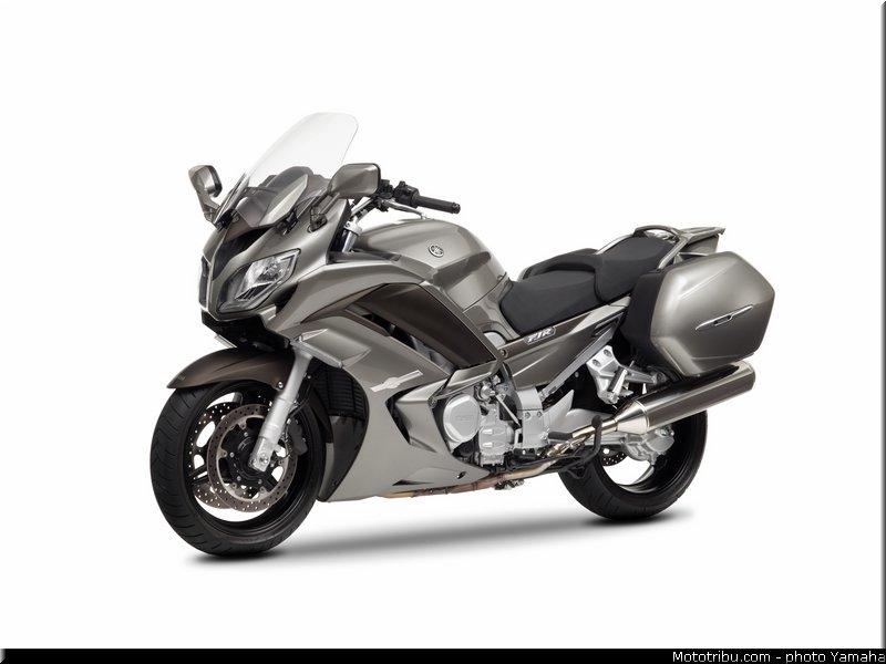 yamaha_2013_fjr_1300_a_037