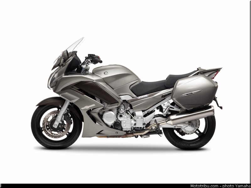 yamaha_2013_fjr_1300_a_038