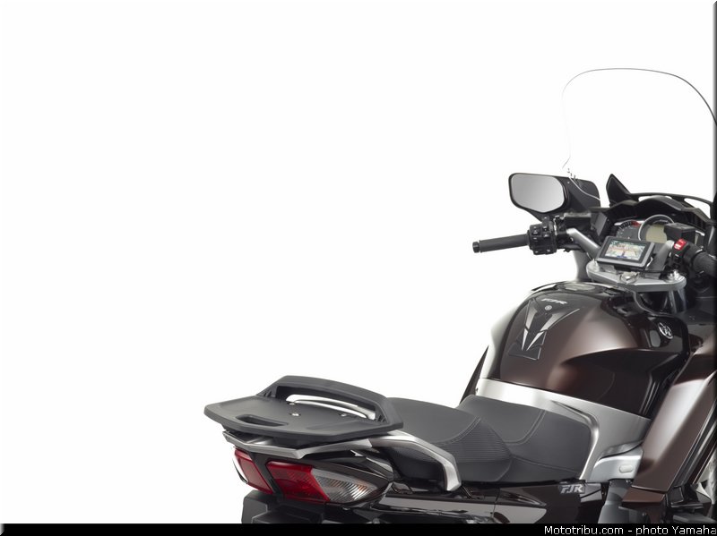 yamaha_2013_fjr_1300_a_043