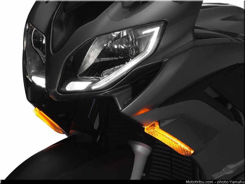 yamaha_2013_fjr_1300_a_051