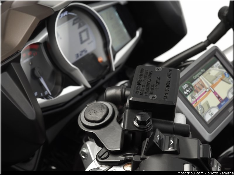 yamaha_2013_fjr_1300_a_053