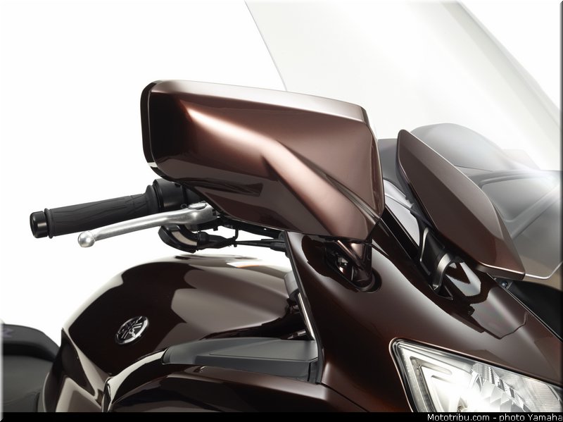 yamaha_2013_fjr_1300_a_054