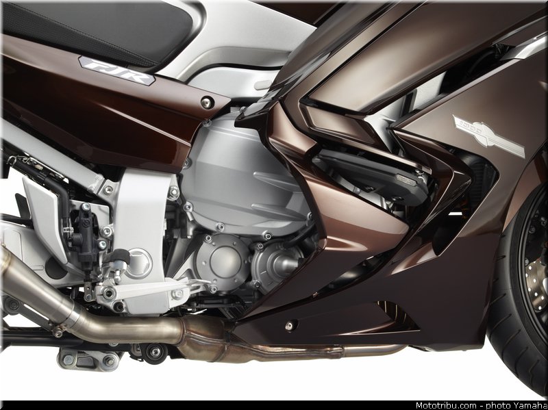 yamaha_2013_fjr_1300_a_057