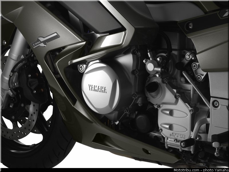 yamaha_2013_fjr_1300_a_059
