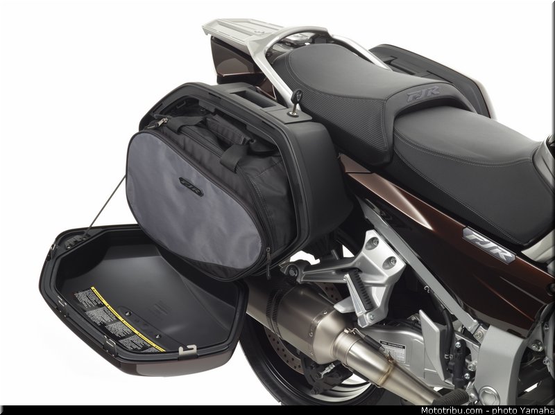 yamaha_2013_fjr_1300_a_064