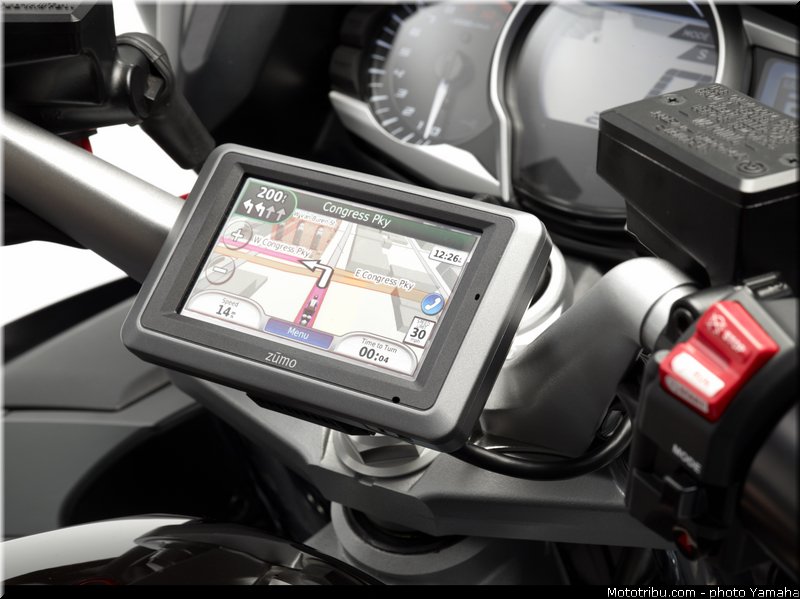 yamaha_2013_fjr_1300_a_071