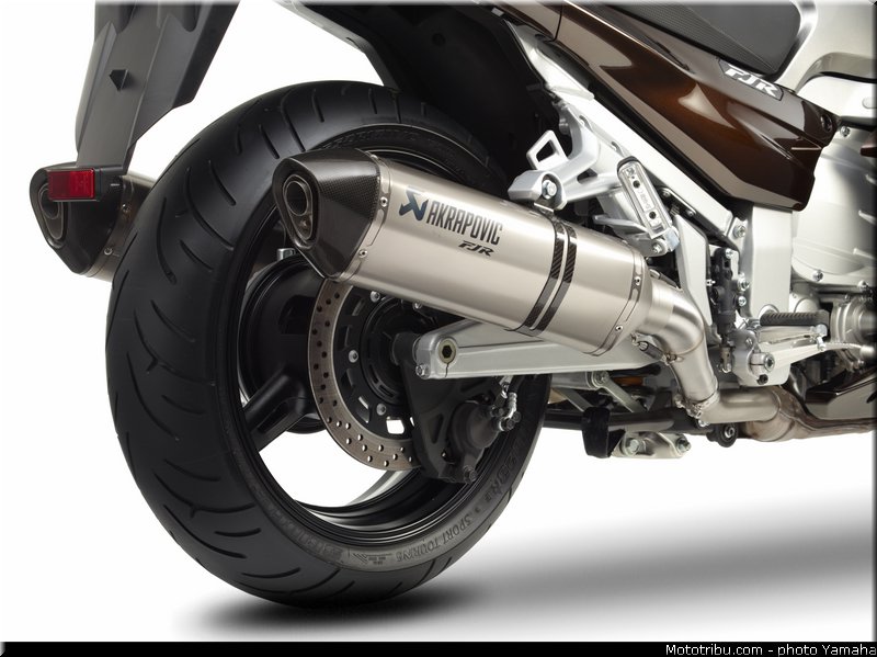 yamaha_2013_fjr_1300_a_080