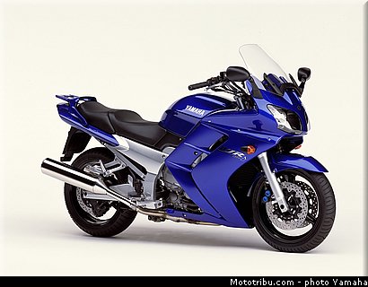 yamaha_2002_fjr_1300_002.jpg