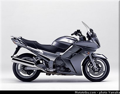 yamaha_2003_fjr_1300_003.jpg