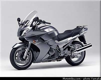 yamaha_2003_fjr_1300_006.jpg