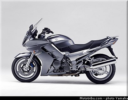 yamaha_2003_fjr_1300_012.jpg