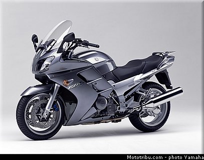 yamaha_2003_fjr_1300_014.jpg