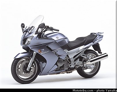 yamaha_2004_fjr_1300_006.jpg