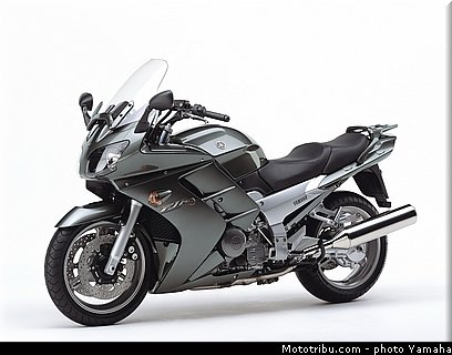 yamaha_2005_fjr_1300_012.jpg