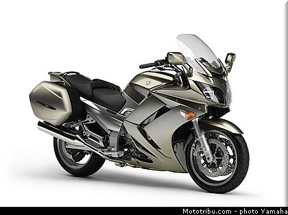 yamaha_2006_fjr_1300_a_008.jpg