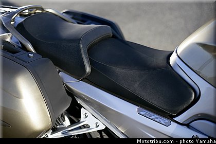 yamaha_2006_fjr_1300_a_012.jpg