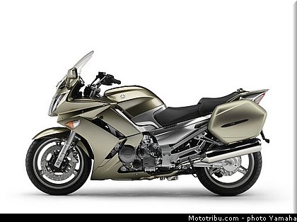 yamaha_2006_fjr_1300_as_014.jpg