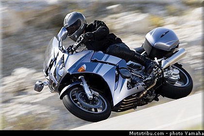 yamaha_2007_fjr_1300_a_002.jpg