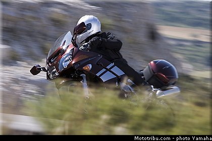 yamaha_2007_fjr_1300_as_004.jpg