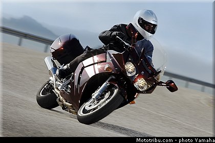 yamaha_2007_fjr_1300_as_005.jpg