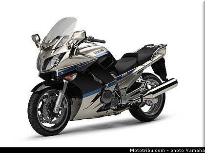 yamaha_2009_fjr_0001_a_010.jpg
